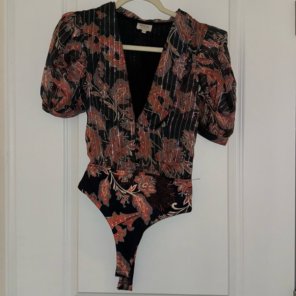 HEMANT AND NANDITA Oversized Shirt With Hand Crafted Buttons in Black & Off White Floral